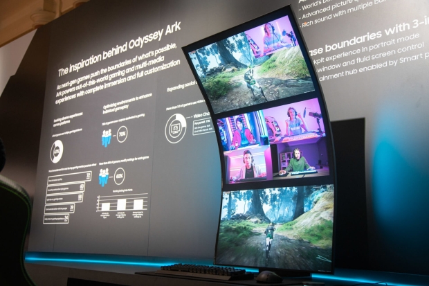 Open enlarged image Samsung Odyssey Ark: huge 55-inch curved, rotatable gaming monitor