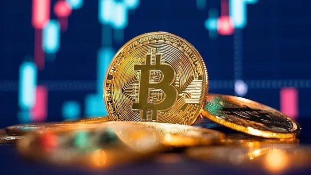 Voici Pourquoi Bitcoin Vient De Subir Un Énorme Coup De Prix 01 |  Tweaktown.com