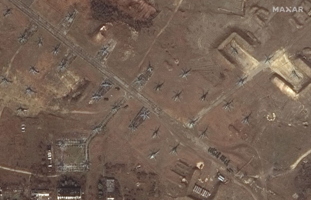 Satellites photograph Russia's military activity, sparking concern