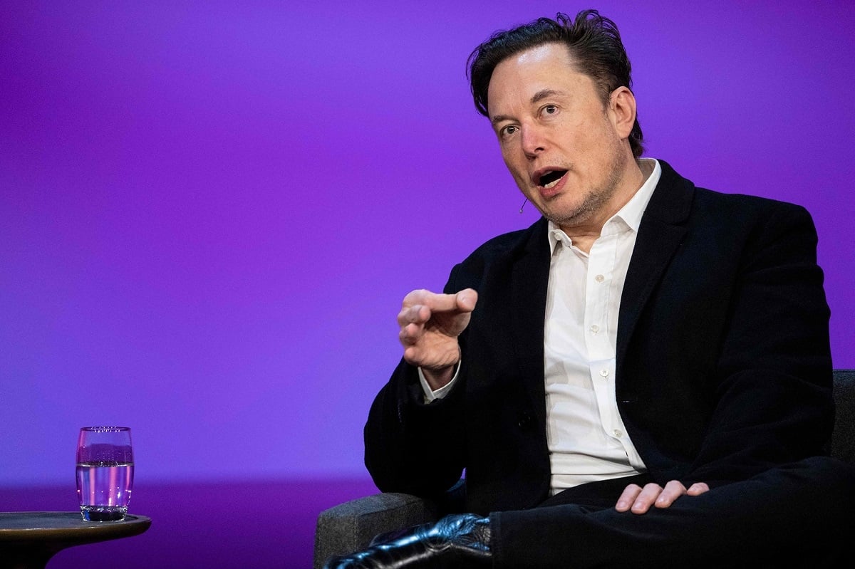 Elon Musk Shifts Plan On Buying Twitter Teases Strategy In New Tweet