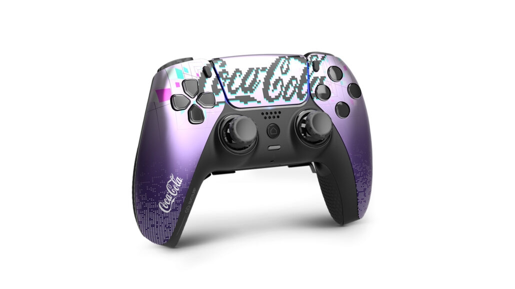 Regan Lad os gøre det lustre SCUF unveils Coca-Cola-themed gaming keyboard, mouse pad, headset