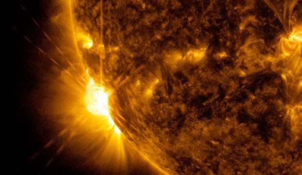 La NASA captura el sol liberando una poderosa llamarada solar en video