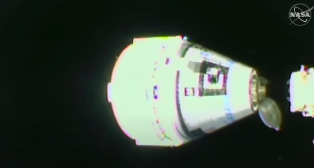 El acoplamiento de Starliner con la Estación Espacial Internacional fue capturado en video