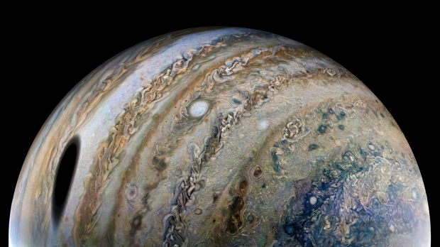 Esta nave espacial de la NASA capturó impresionantes tomas de todo Júpiter