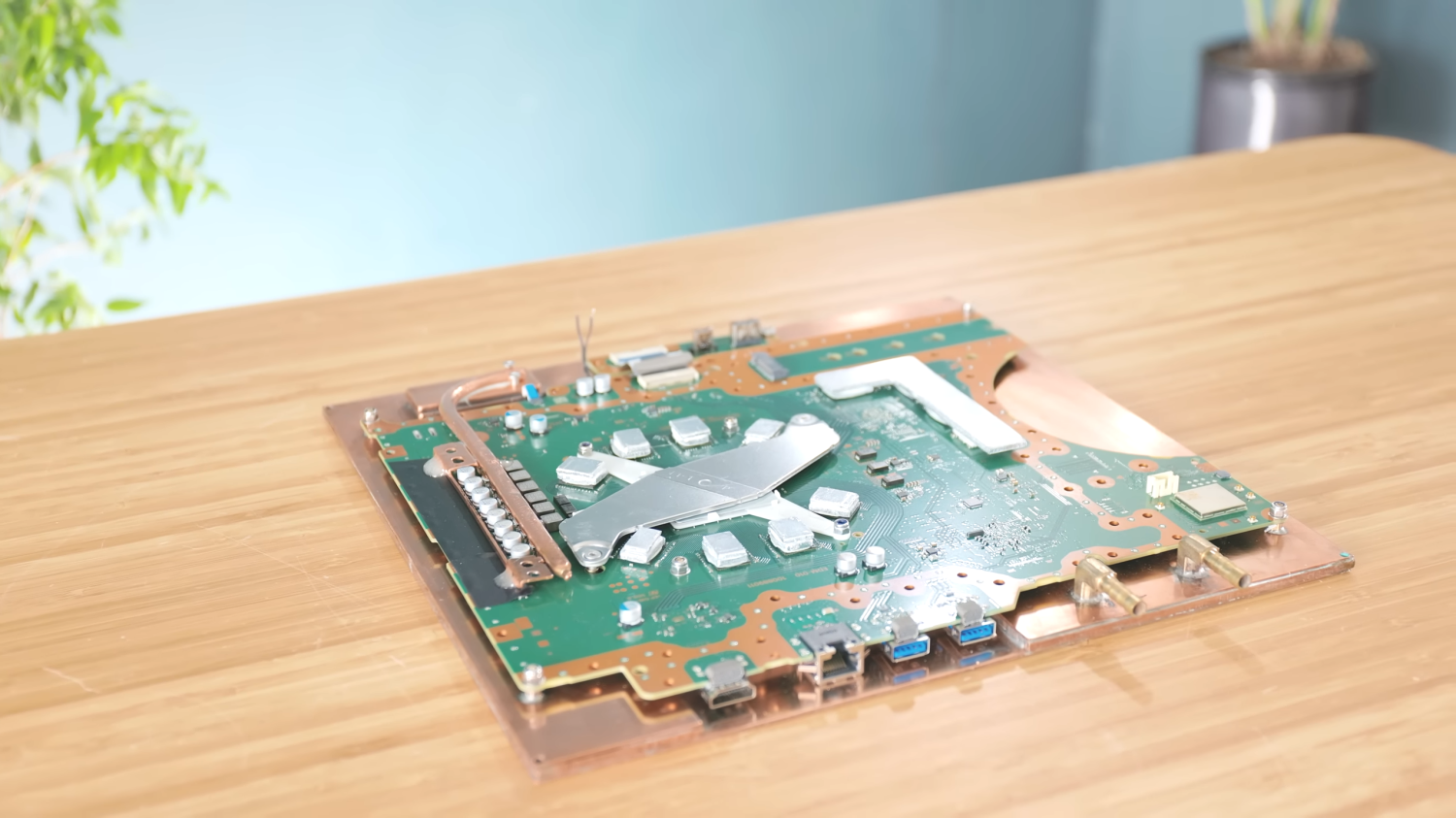 New PS5 Slim Teardown Video Shows Internals, Liquid Metal