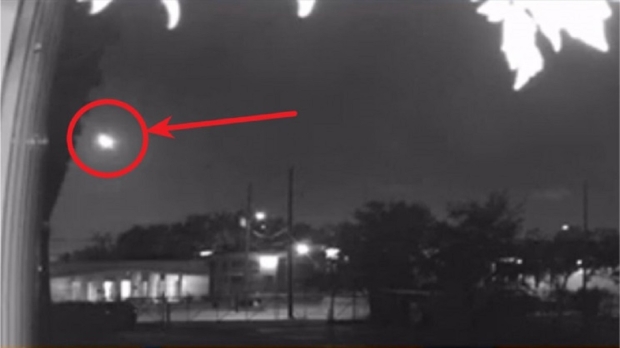 Massive object caught on video lighting up night sky over Texas