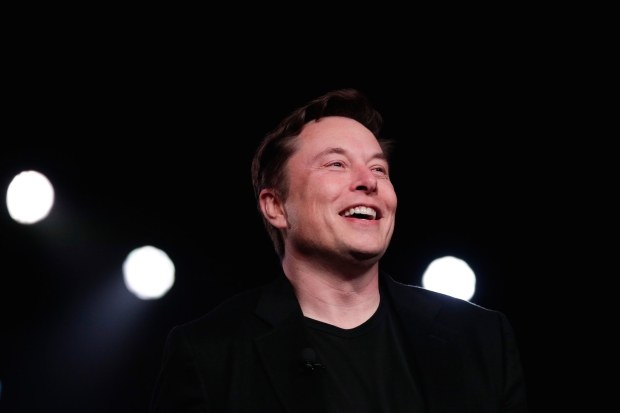 Elon Musk sells billions in Tesla stock to prepare for Twitter 06