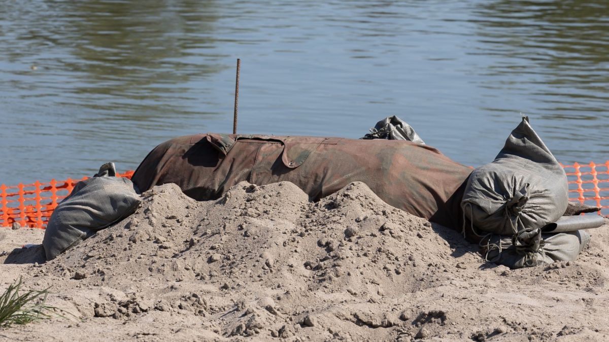 Live bomb from WWII revealed as drought lowers water levels - Vimarsana News