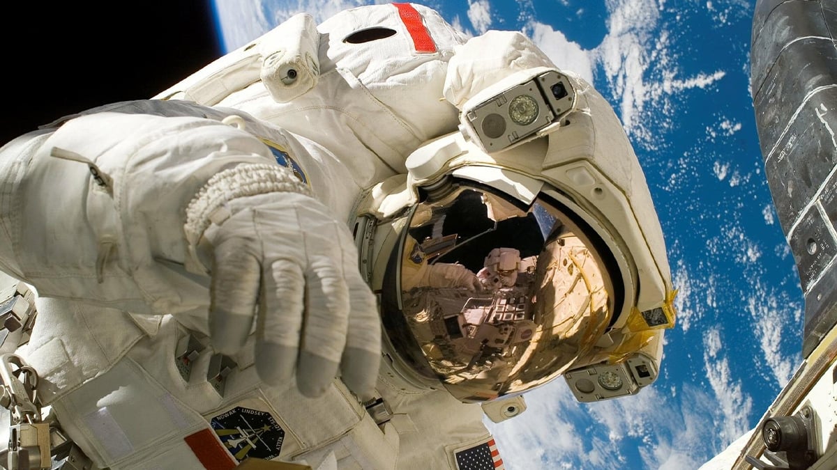 Astronauts may soon breathe oxygen created using magnets - Vimarsana News