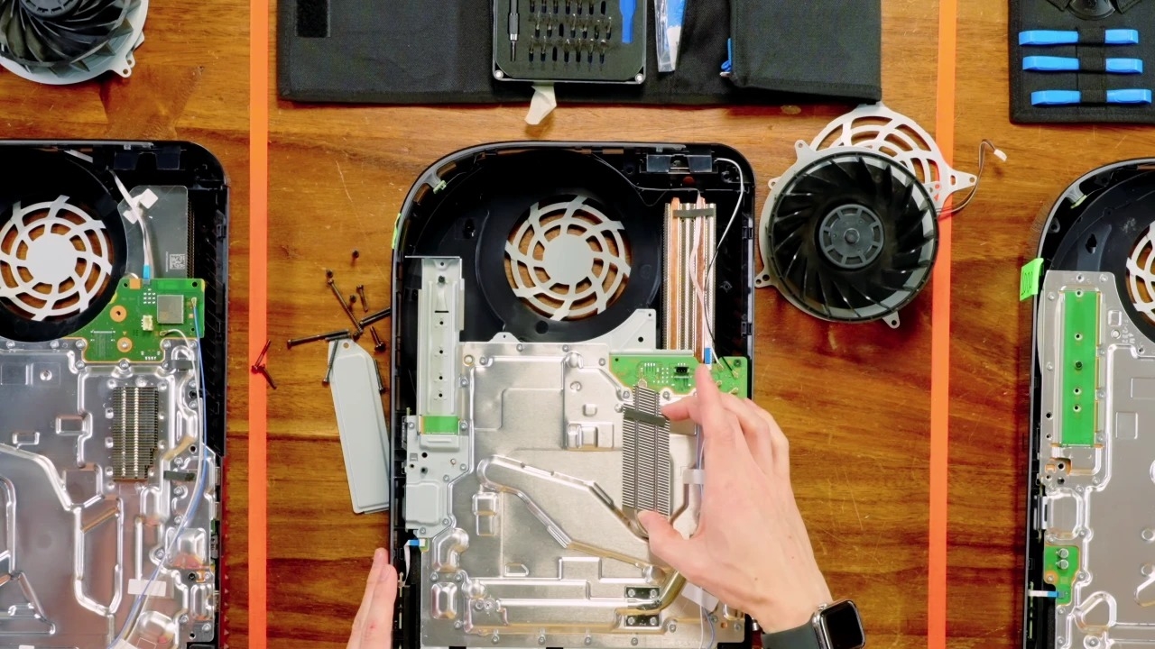 Sony's latest PS5 'CFI-1200' console teardown: new internals, improved