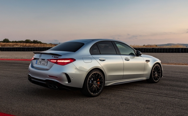 2024 Mercedes-AMG C63 S E Performance makes its world debut, minus V8 3