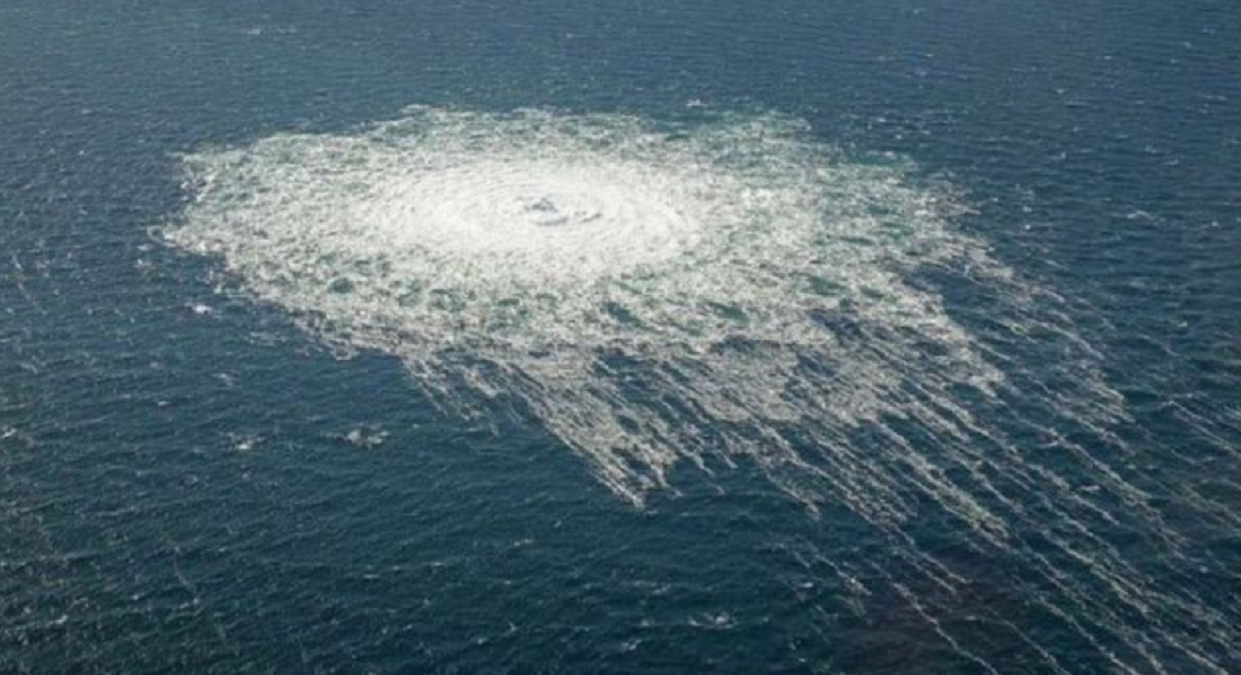 Experts sound disaster alarm over Russian pipeline leak