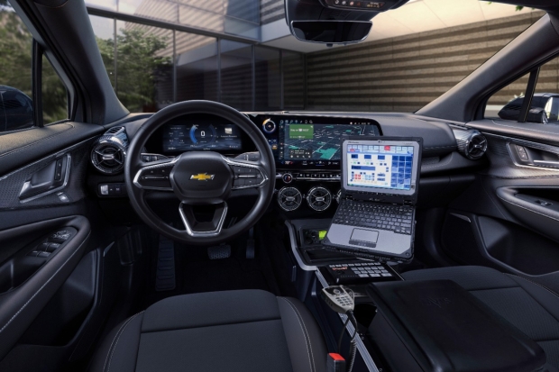 Police to hit the streets in electric 2024 Chevrolet Blazer EV PPV 02
