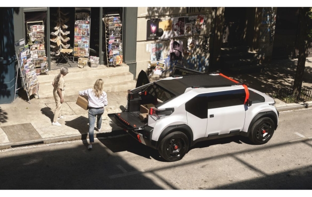 Citroen unveils Oli, an all-electric concept car made from cardboard 01