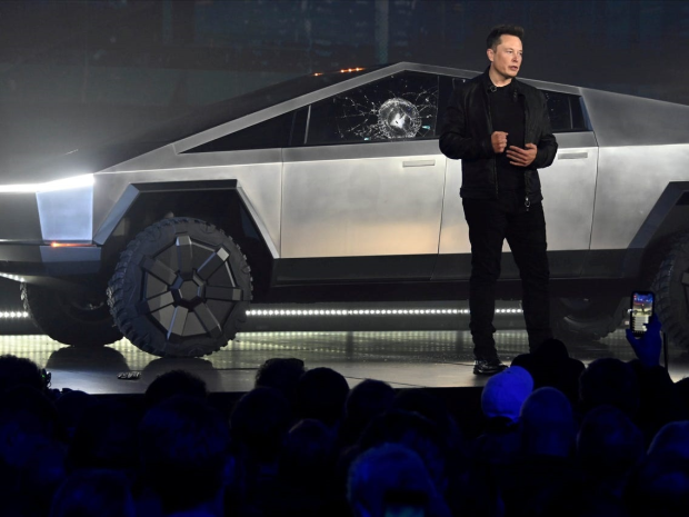 Elon Musk says Cybertruck needs a propeller to be a 'fast' boat 25 Elon Musk says Cybertruck needs a propeller to be a 'fast' boat 25
