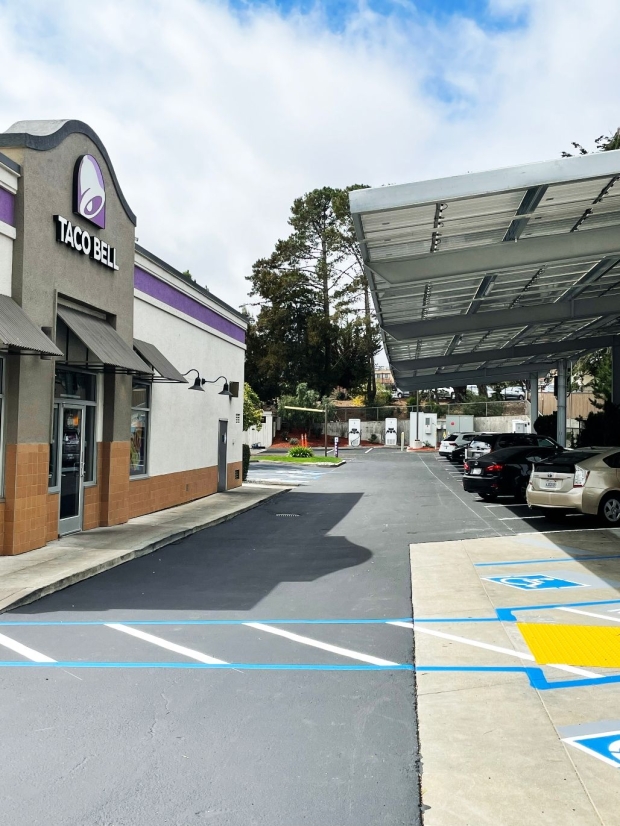 The electrified Taco Bell, where you eat while your EV charges 03 The electrified Taco Bell, where you eat while your EV charges 03