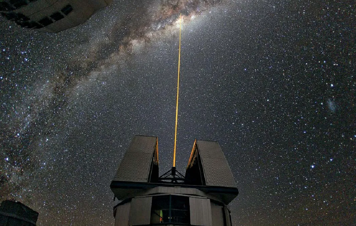 Telescope captures the ghost of a giant star in a wild 554-million ...