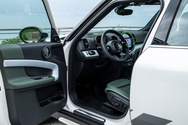 MINI Countryman SE ALL4 gets tech-savvy and luxurious interior, ET Auto