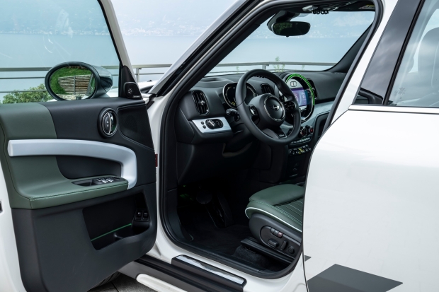 Mini Cooper SE Countryman ALL4 has a limited 'Untamed Edition' plug-in hybrid 04