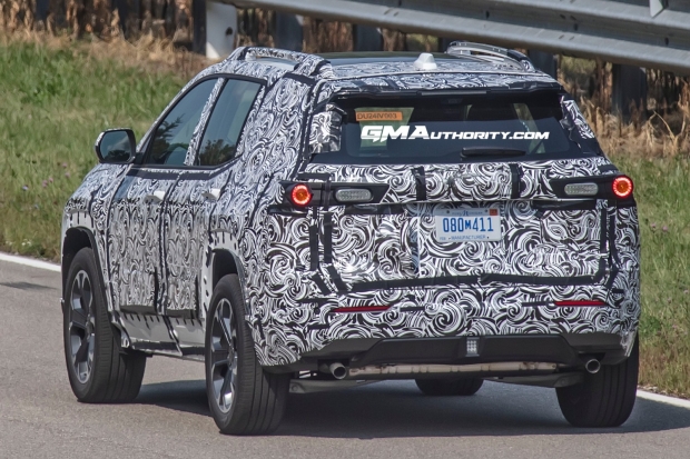 Prototype originally mistaken for Chevy Trax, but might be next-gen Trailblazer 02