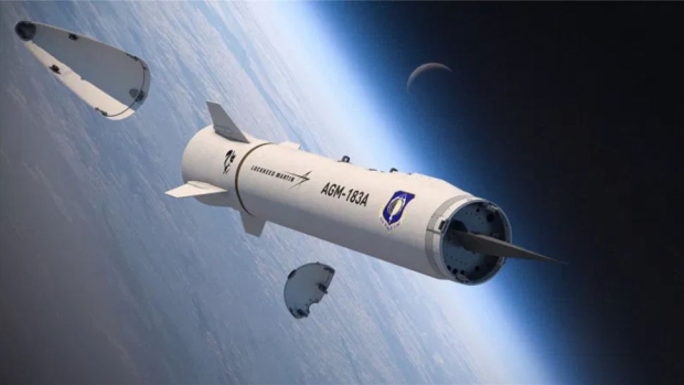 US Air Force launches first hypersonic missile that has an unknown speed 03