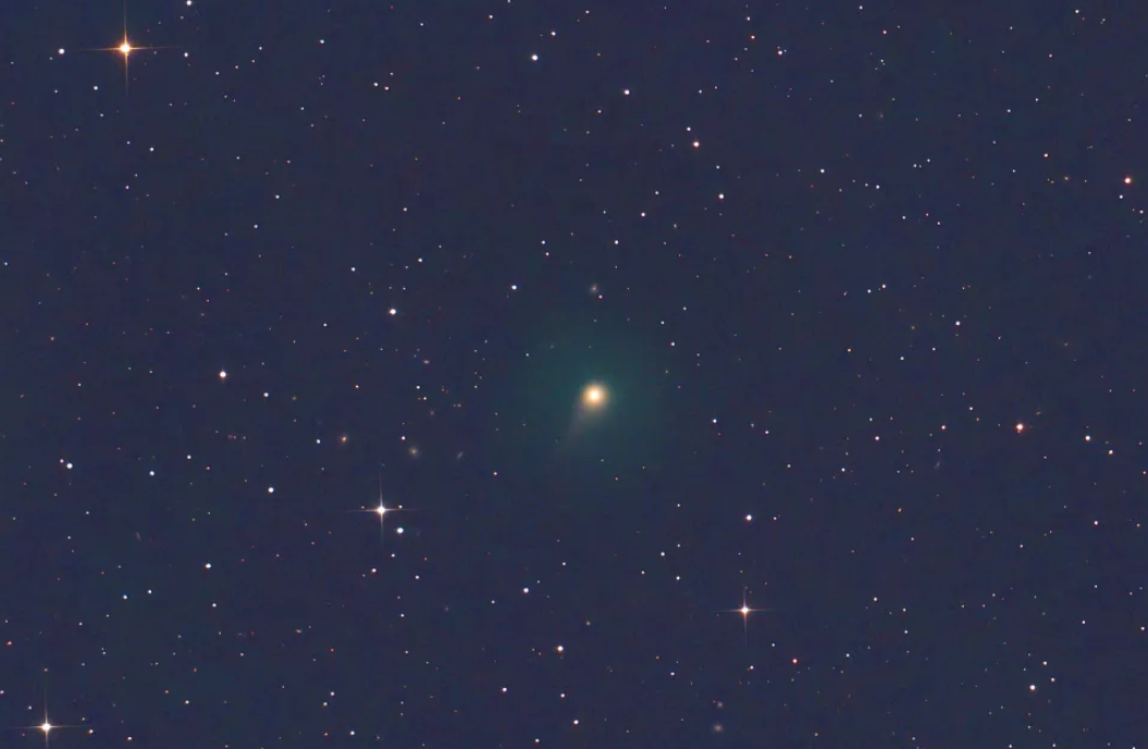 TweakTown Enlarged Image - Comet C/2022 E3 (ZFT)