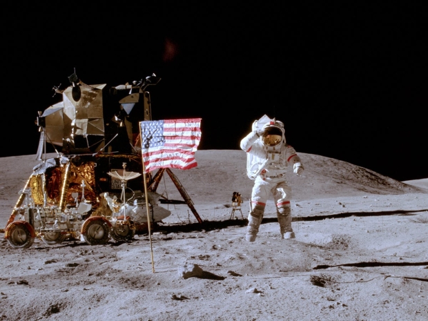 Here's why the next moon-walking astronauts won't be wearing a black spacesuit 485