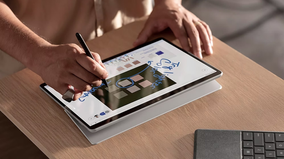 TweakTown Enlarged Image - Microsoft Surface Pro X owners have been seriously left in the lurch here (Image Credits: Microsoft)