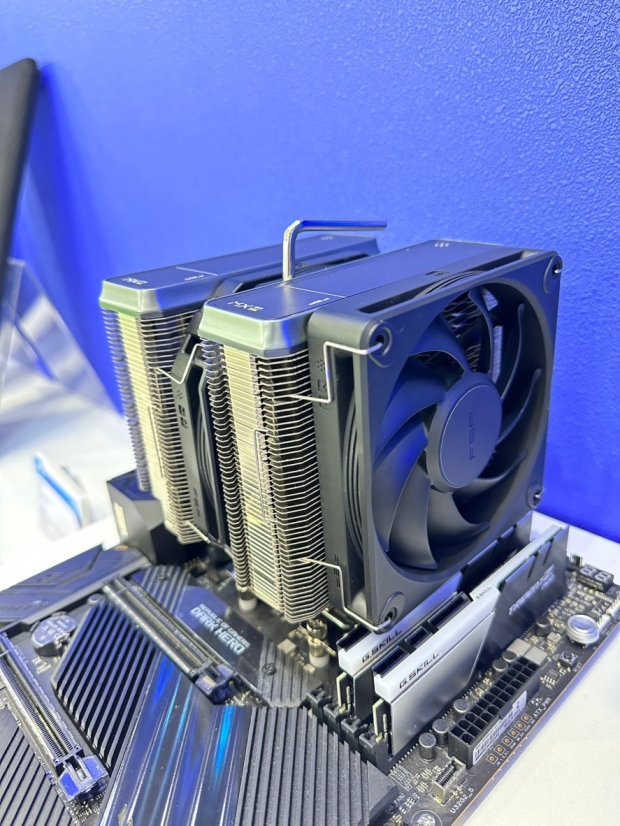 TweakTown Enlarged Image - FSP's new MX09 CPU air cooler.