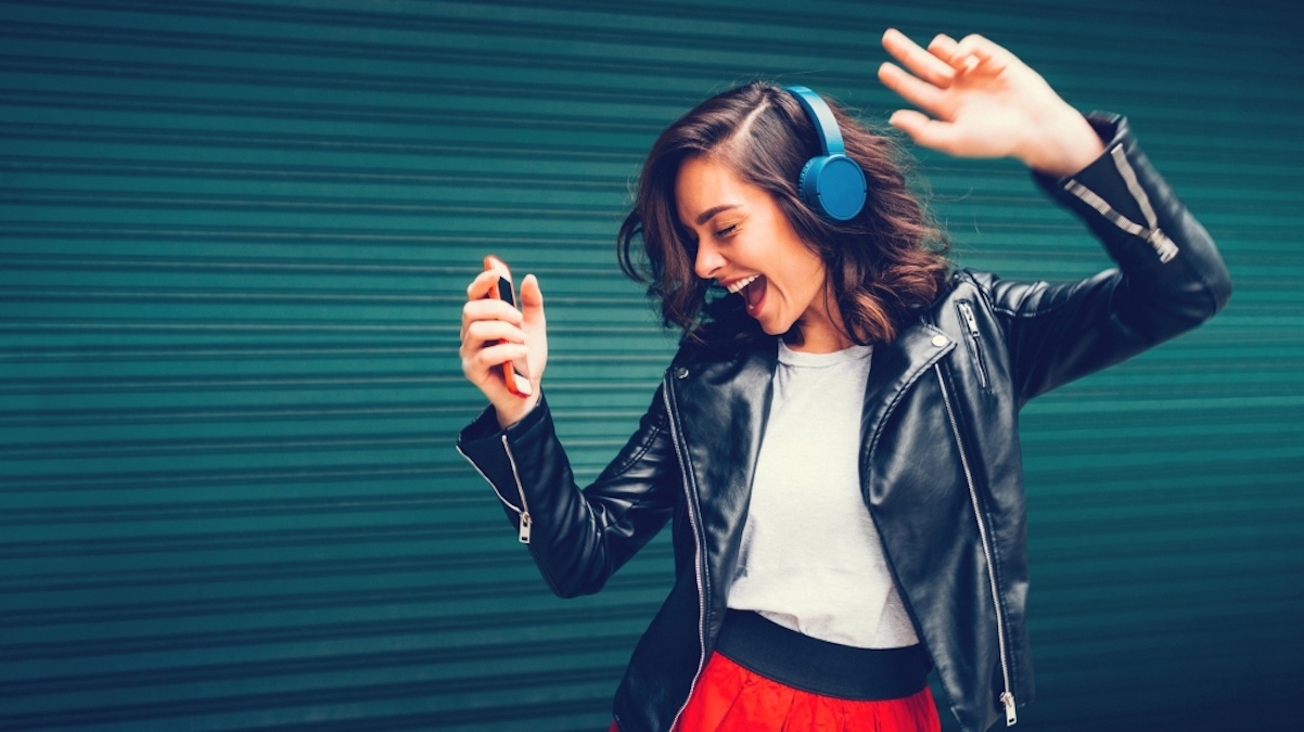 AI has been taught to predict hit songs with an accuracy rate of 97% - Vimarsana News