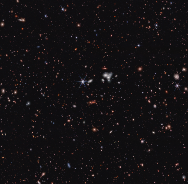 Webb telescope discovers oldest active supermassive black hole ever seen and it's 'tiny' 2632 Webb telescope discovers oldest active supermassive black hole ever seen and it's 'tiny' 2632