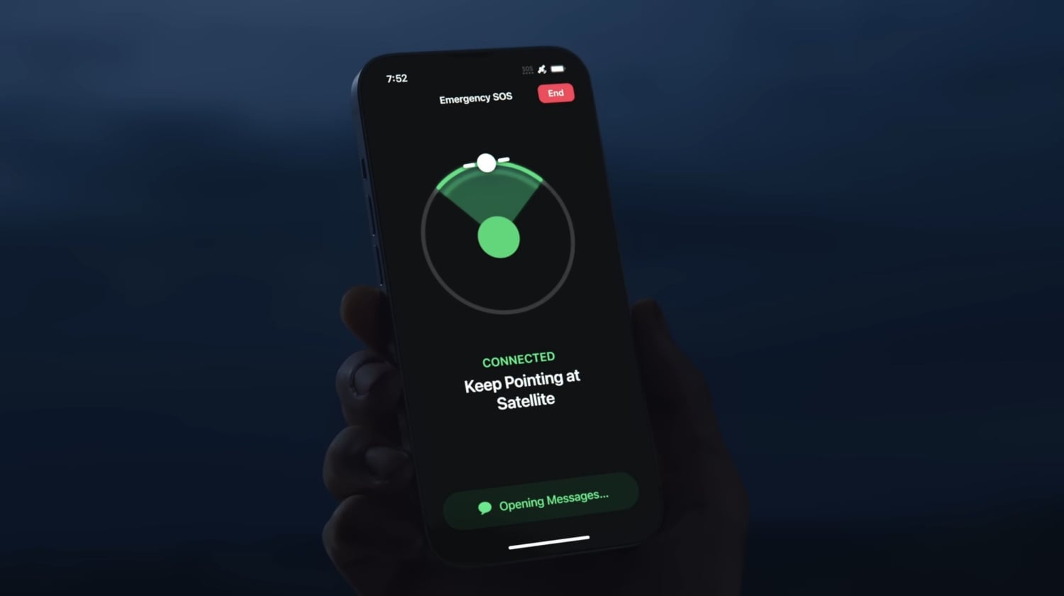 iPhone emergency SOS satellite system saves family from wildfires in Maui - Vimarsana News