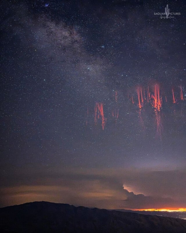 Rare red sprites photographed in night sky above Arizona