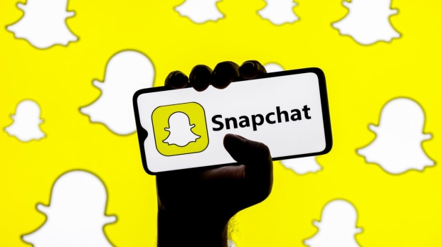 Snapchat Hits More Than 5 Million Users Paying 3 99 A Month