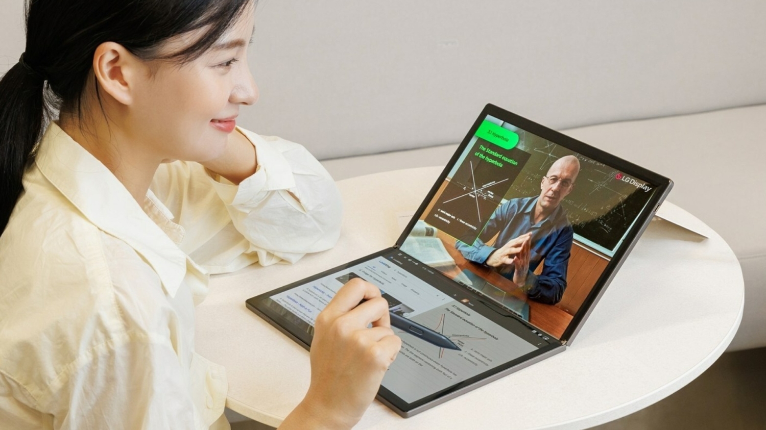 LG is mass-producing foldable 17-inch OLED panels for laptops to offer a 'seamless display' - Vimarsana News