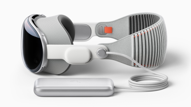 Your $3,500 Vision Pro will remind you to spend another $250 on new earbuds