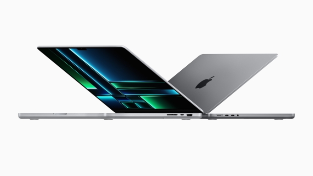 Apple could ditch OLED for future MacBook Pros over a display familiar concern 01
