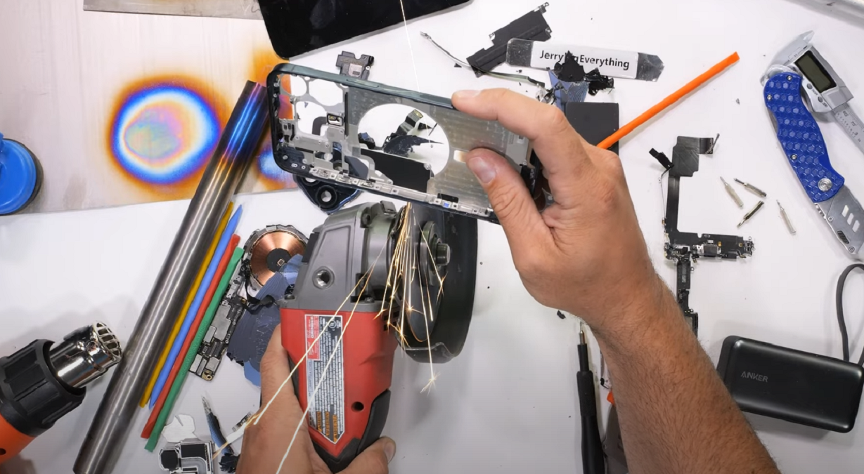 Here's exactly how much Titanium is in an iPhone 15 Pro and how much it