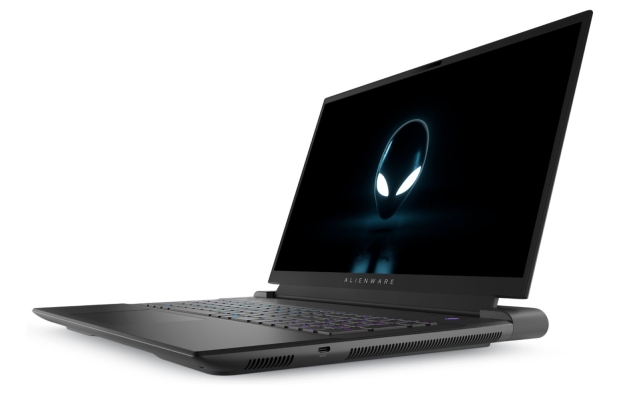 Dell's new Alienware m18 r1 powered by AMD's new Radeon RX 7900M 16GB