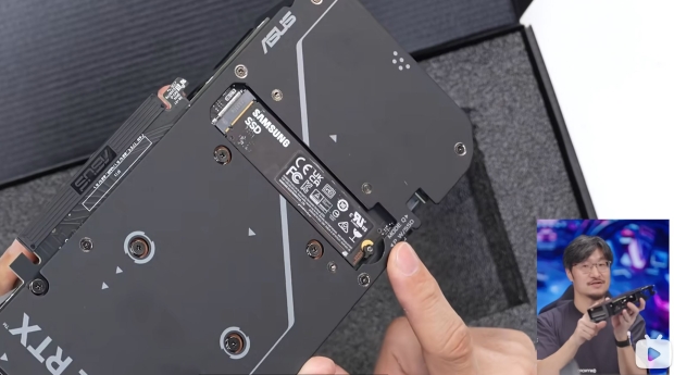 The M.2 slot on the back of the ASUS RTX 4060 Ti DUAL SSD (source: ASUS China, Bilibili)