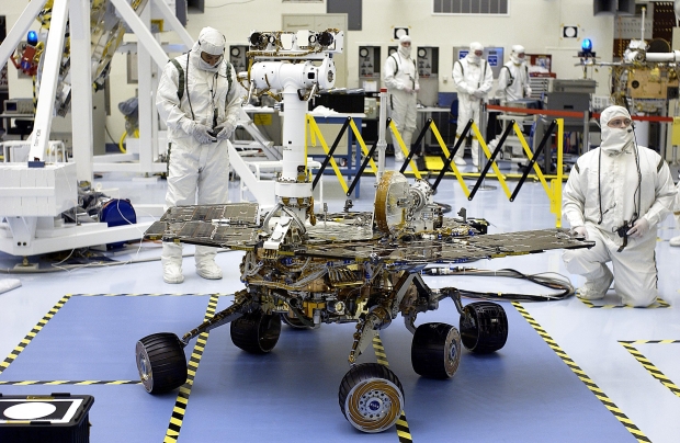 NASA technician reveals he crashed a Mars rover two weeks before launch 4849