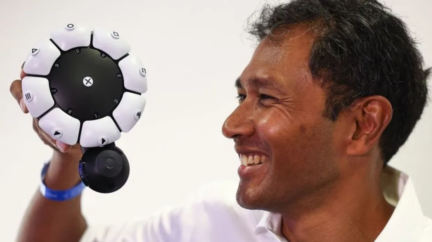 Sony releases official PlayStation 5 controller for disabled gamers