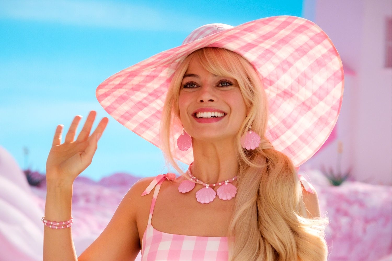 barbie-shakes-up-oscars-by-being-deemed-an-adapted-screenplay-despite