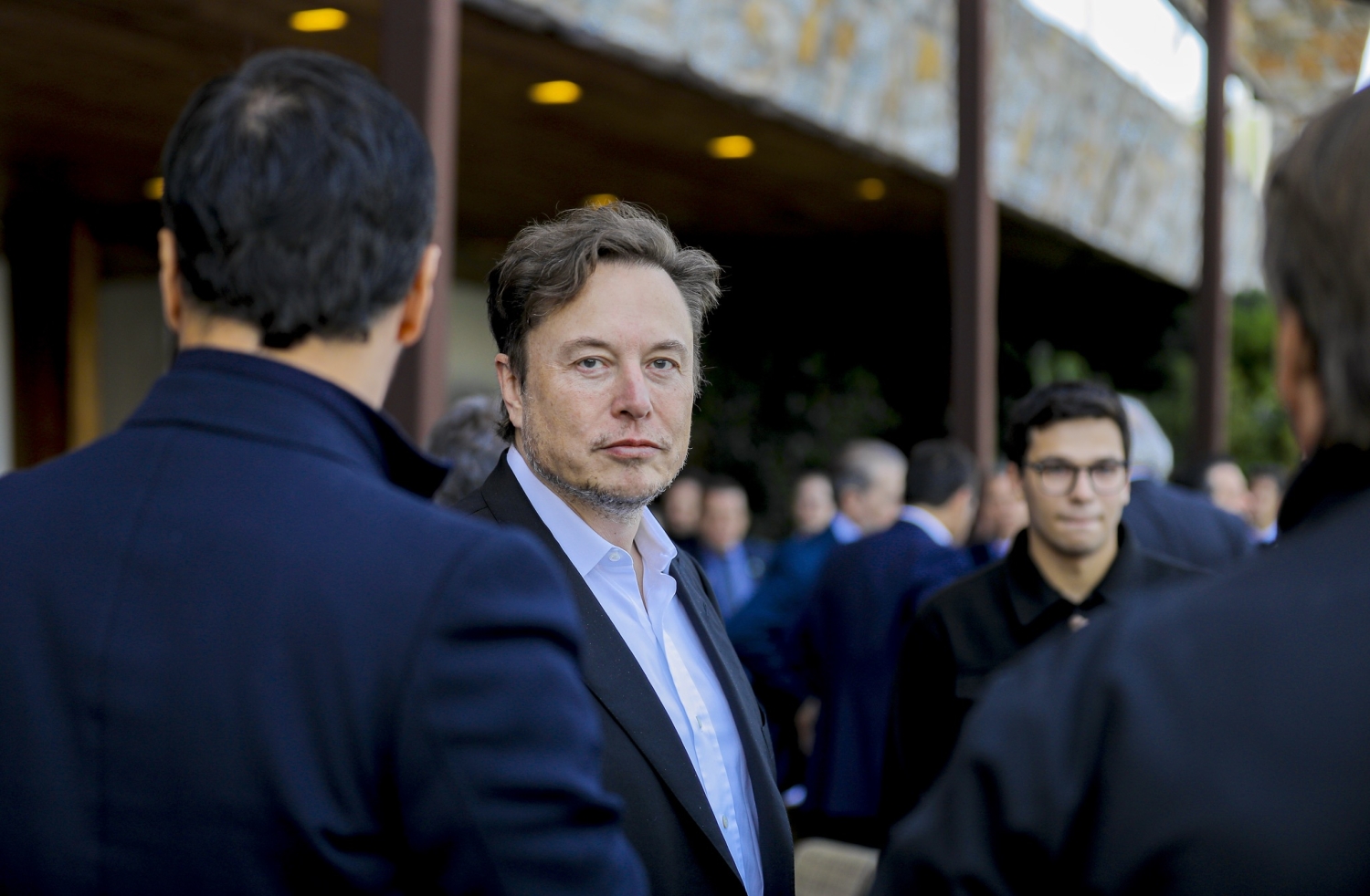Elon Musk airs out some of Tesla's dirty laundry on X in new post