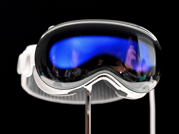 Apple has reportedly already sold 200,000 units of its upcoming Vision Pro headset 66