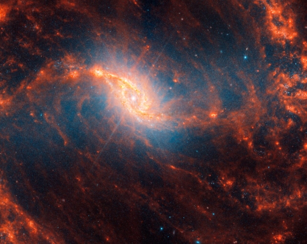 La NASA svela un tesoro di immagini epiche scattate dal telescopio spaziale più potente del mondo 25151