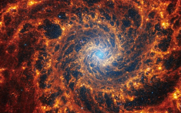 La NASA svela un tesoro di immagini epiche scattate dal telescopio spaziale più potente del mondo, il 5155