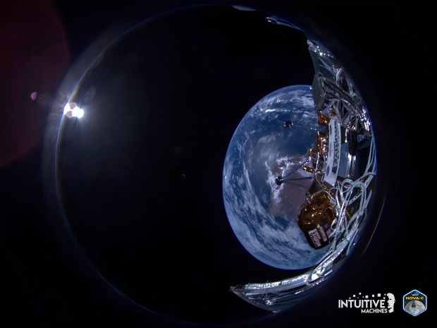 Lądownik księżycowy wystrzelony przez SpaceX robi niesamowite zdjęcia Ziemi w drodze na Księżyc 8884