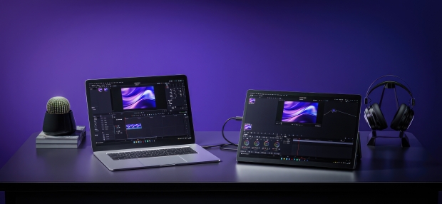 Minisforum V3 tablet powered by AMD "Hawk Point" APU (source: Minisforum)