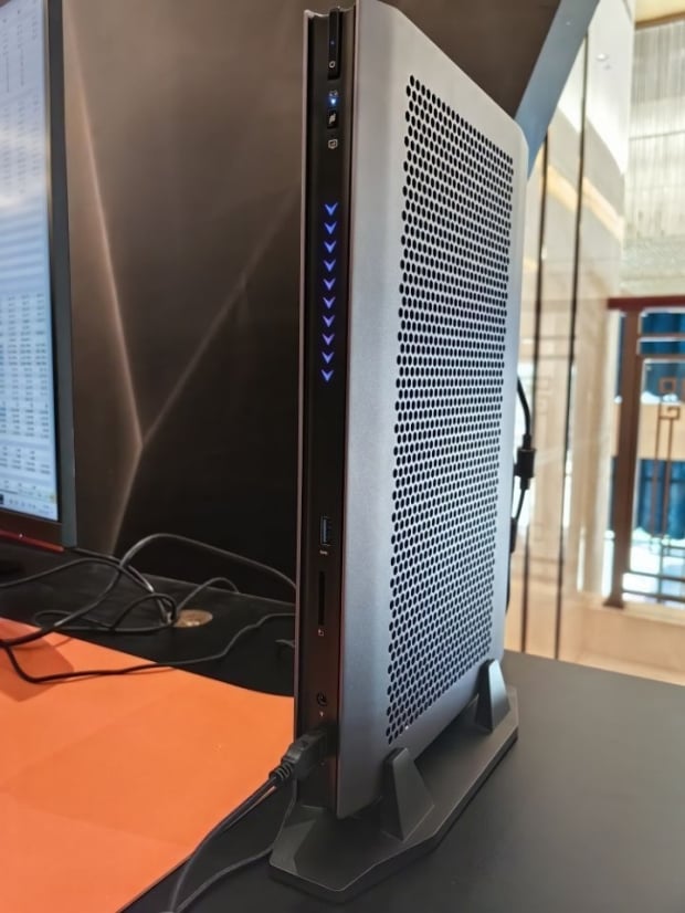 Minisforum's new AtomMan HN149 Gaming Mini-PC